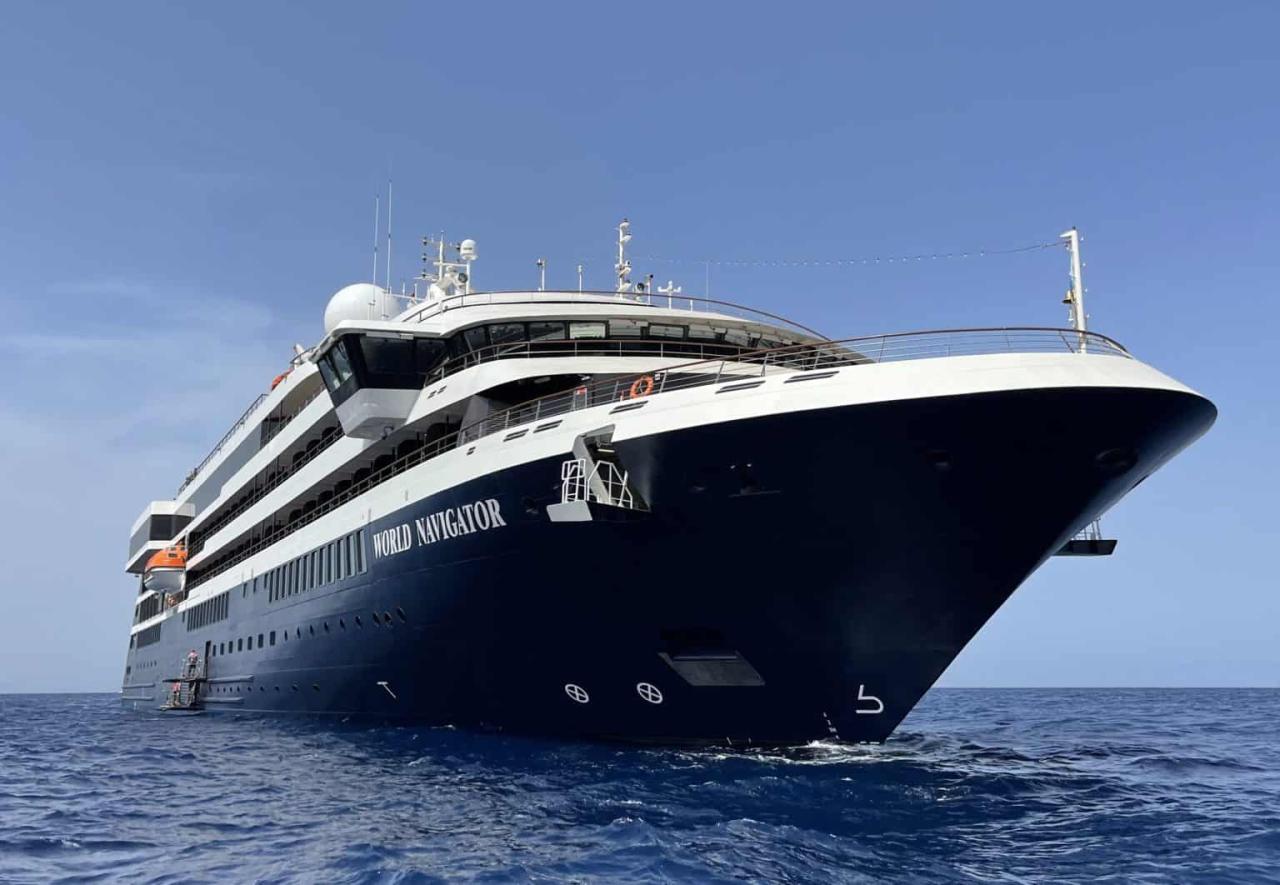 Atlas ocean voyages to offer private jet to its antarctica cruises