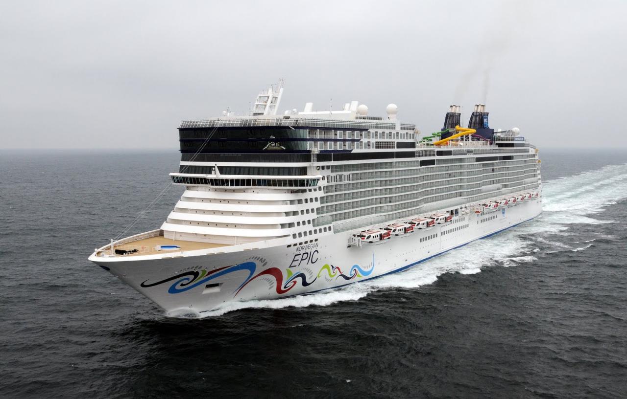 Norwegian ncl decks exteriors inaugurale costa diadema garrison viaggio reportages principale