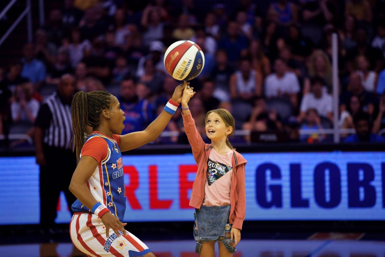 Carnival partners with harlem globetrotters