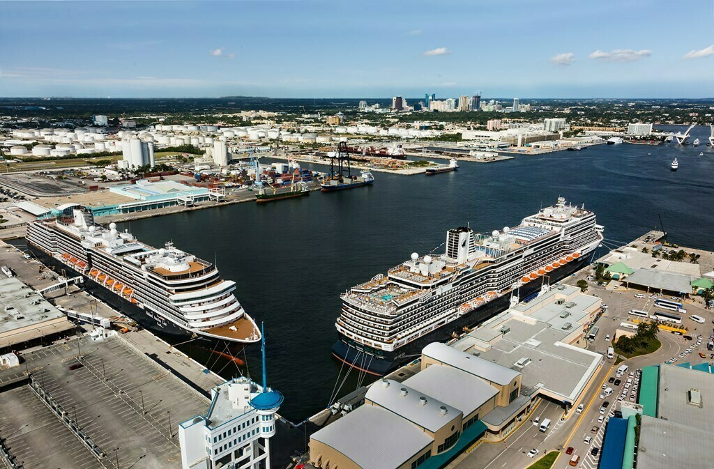 Port everglades near lauderdale fort hotel grayline tours credit hotels