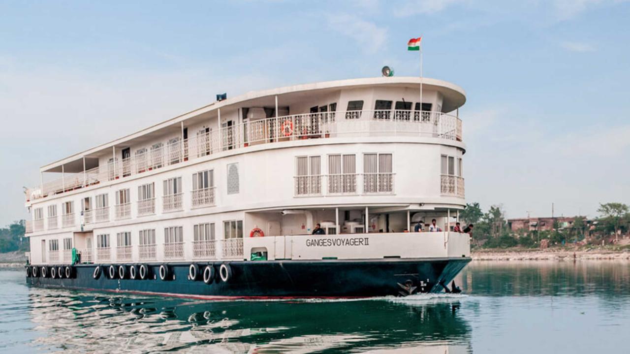 Avalon expands to india with ganges cruises