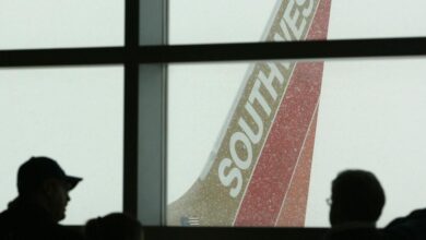 A e grounds southwests airline reality show