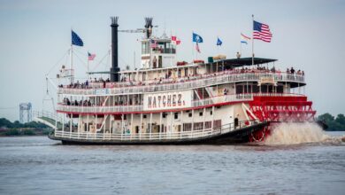 American queen repositions due to mississippi river flooding