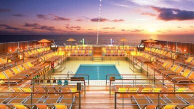 Bahamas paradise cruise line transports evacuees