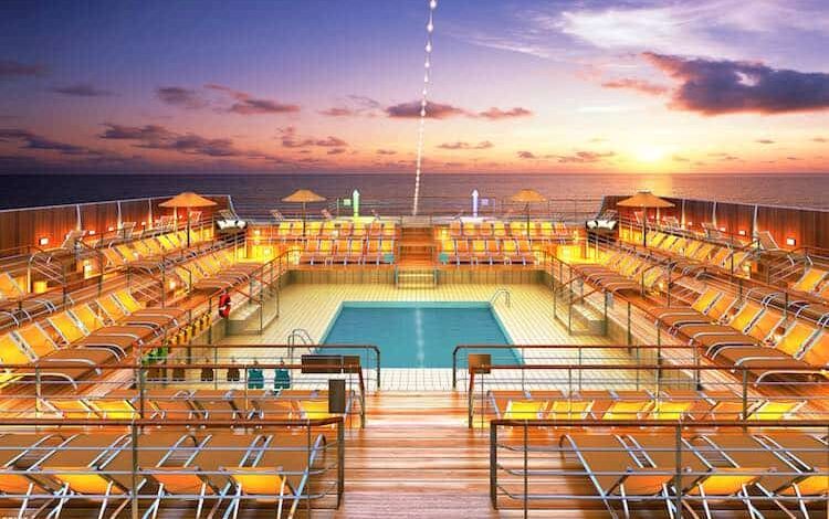 Bahamas paradise cruise line transports evacuees