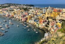 Procida spiaggia travellingpantaloni southern