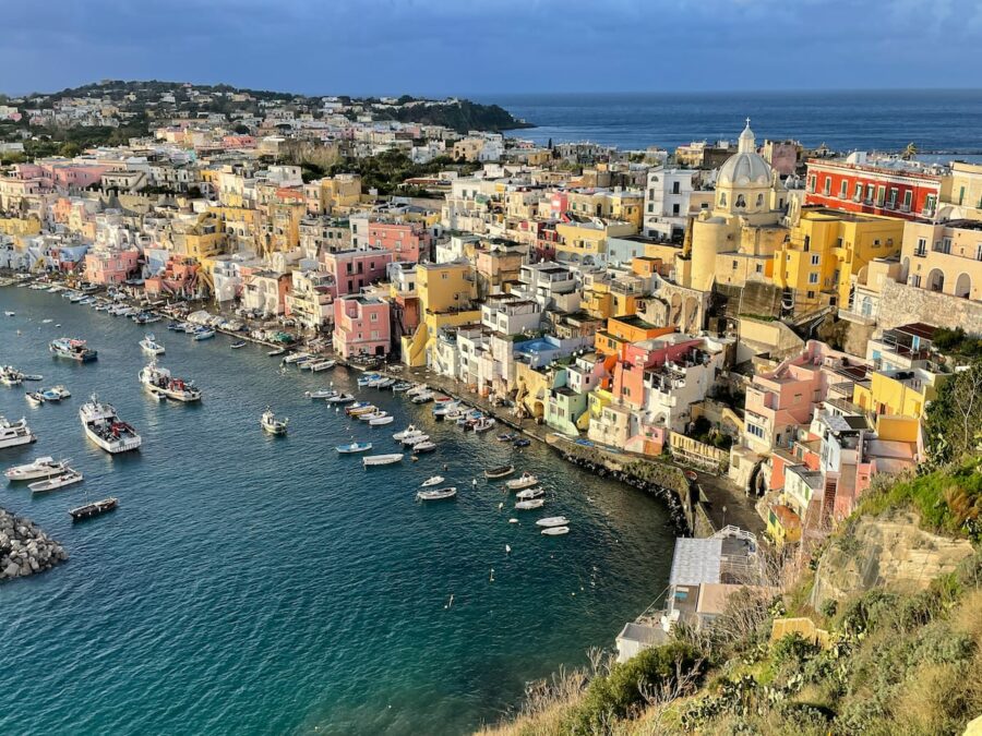 Procida spiaggia travellingpantaloni southern