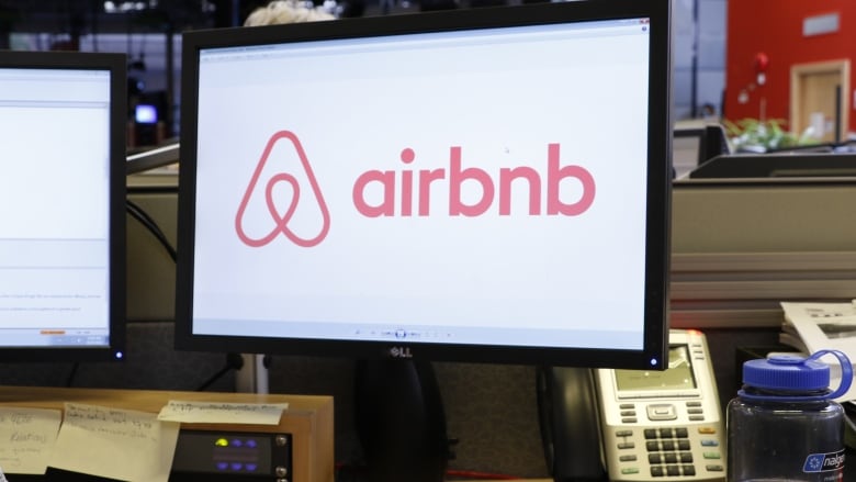 Airbnb agrees to collect occupancy taxes in chicago and dc