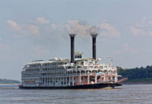 American queen paddlewheeler returns