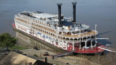 American cruise lines to call riverboat queen of the mississippi