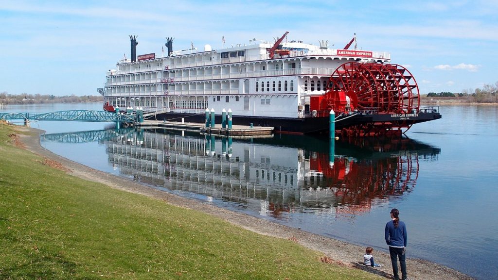 American queen steamboat co hires president