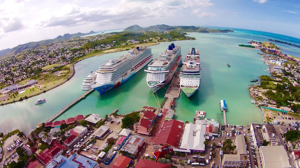 Antigua police testify against cruise passengers