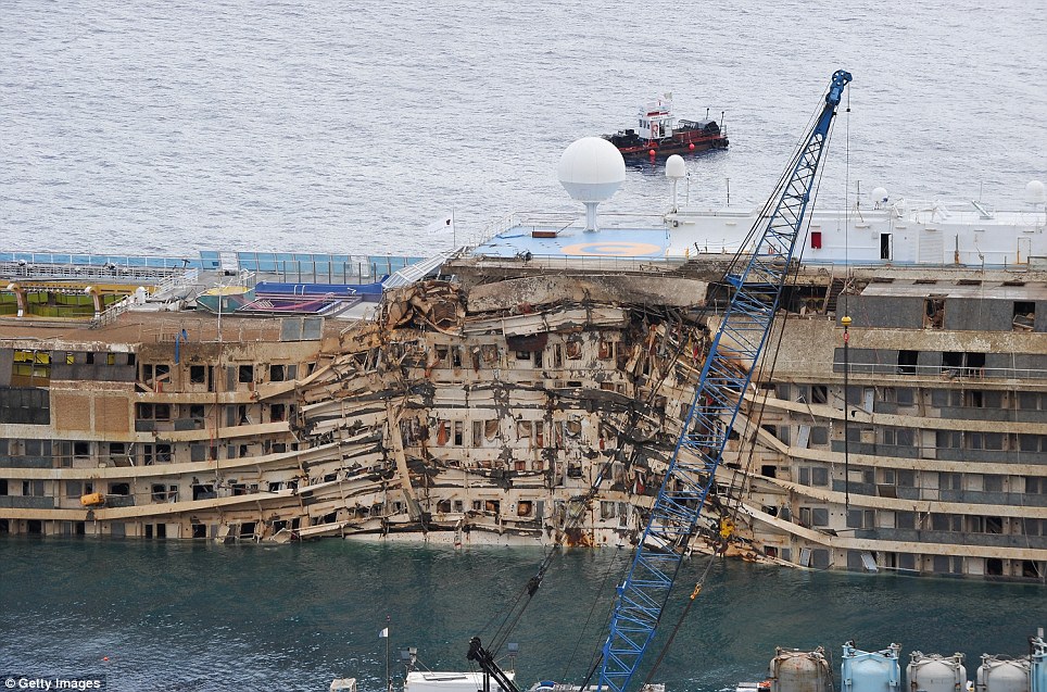 Britanis sinks before being scrapped