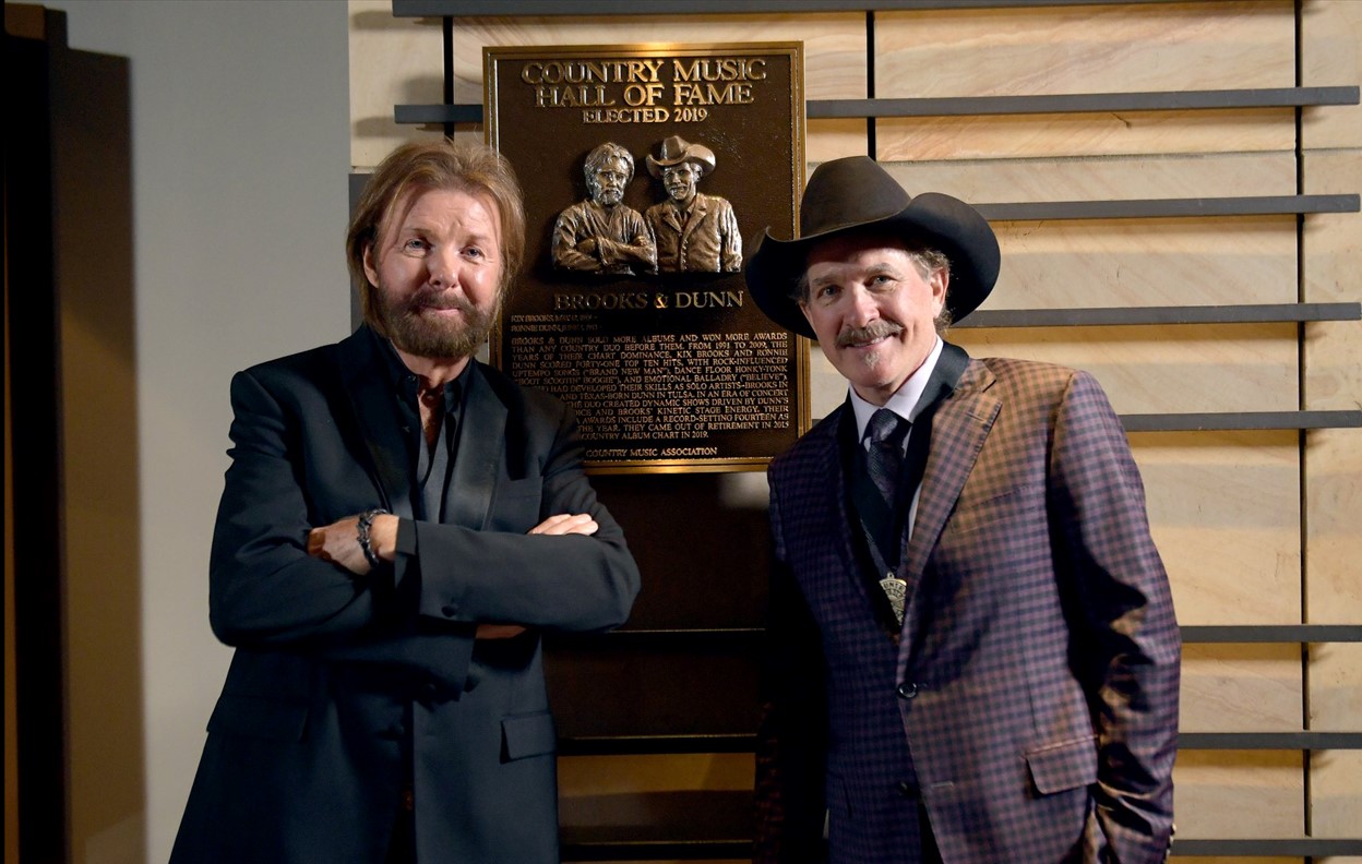 Brooks and dunn among newest country music residents