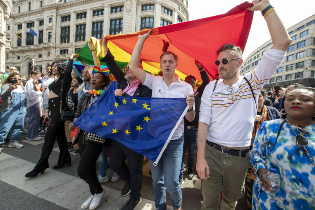 Brussels kicks off european pride