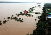 Bangkok braces for flood surge