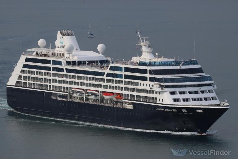 Azamara gets independent booking portal