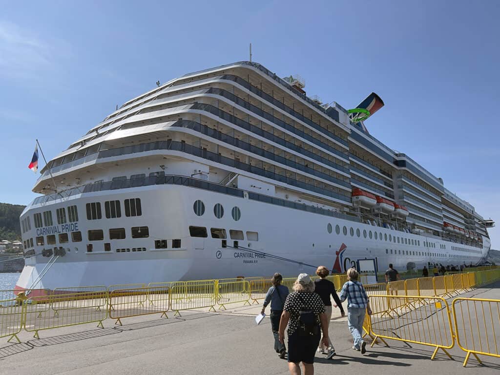 Carnival cruise air ship tropical palm trees program passengers line island port cruises docked sunshine onboard launches flights lets choose Carnival cruise air ship tropical palm trees program passengers line island port cruises docked sunshine onboard launches flights lets choose
