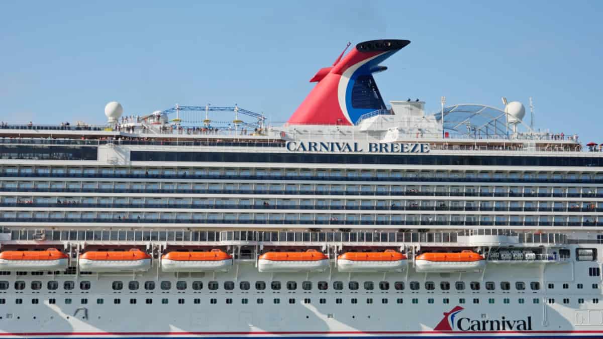 Canadian agent group asks carnival corp to change ncf policy