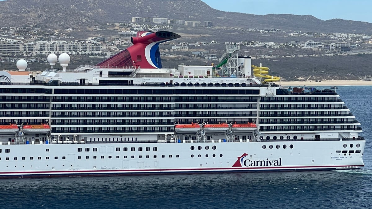Carnival miracle deck fun last one day sea afternoon atrium guests aboard leisure enjoy bar saunders aaron