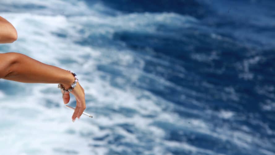 Carnival ship to be smoke free