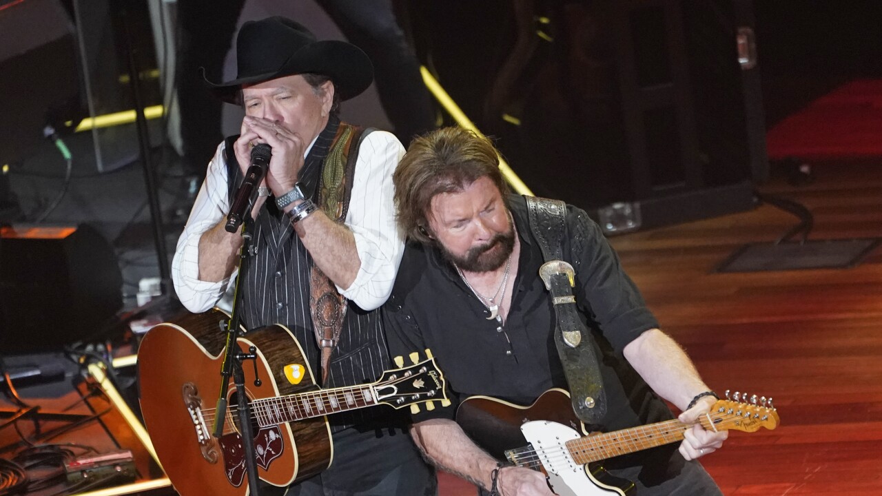 Brooks and dunn among newest country music residents