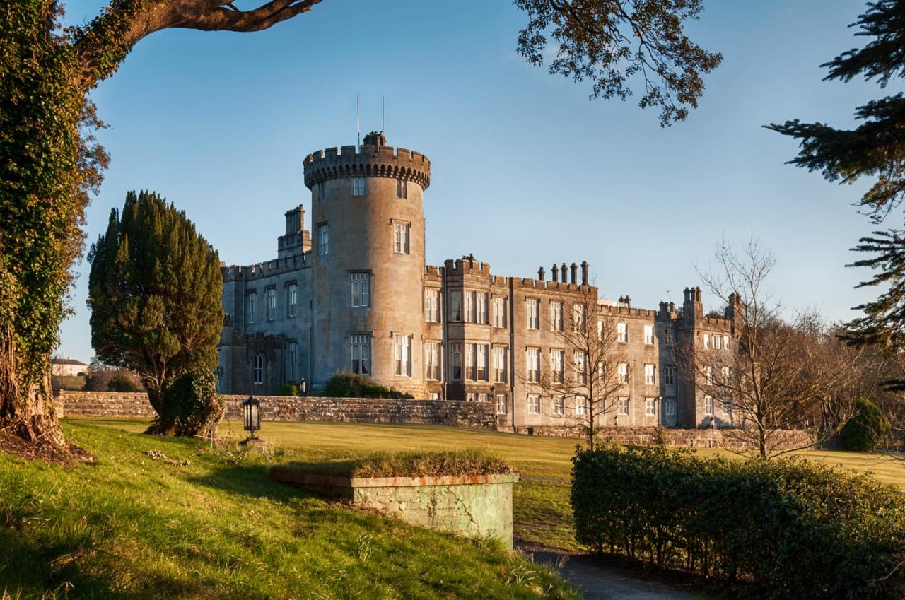 Dromoland castle history