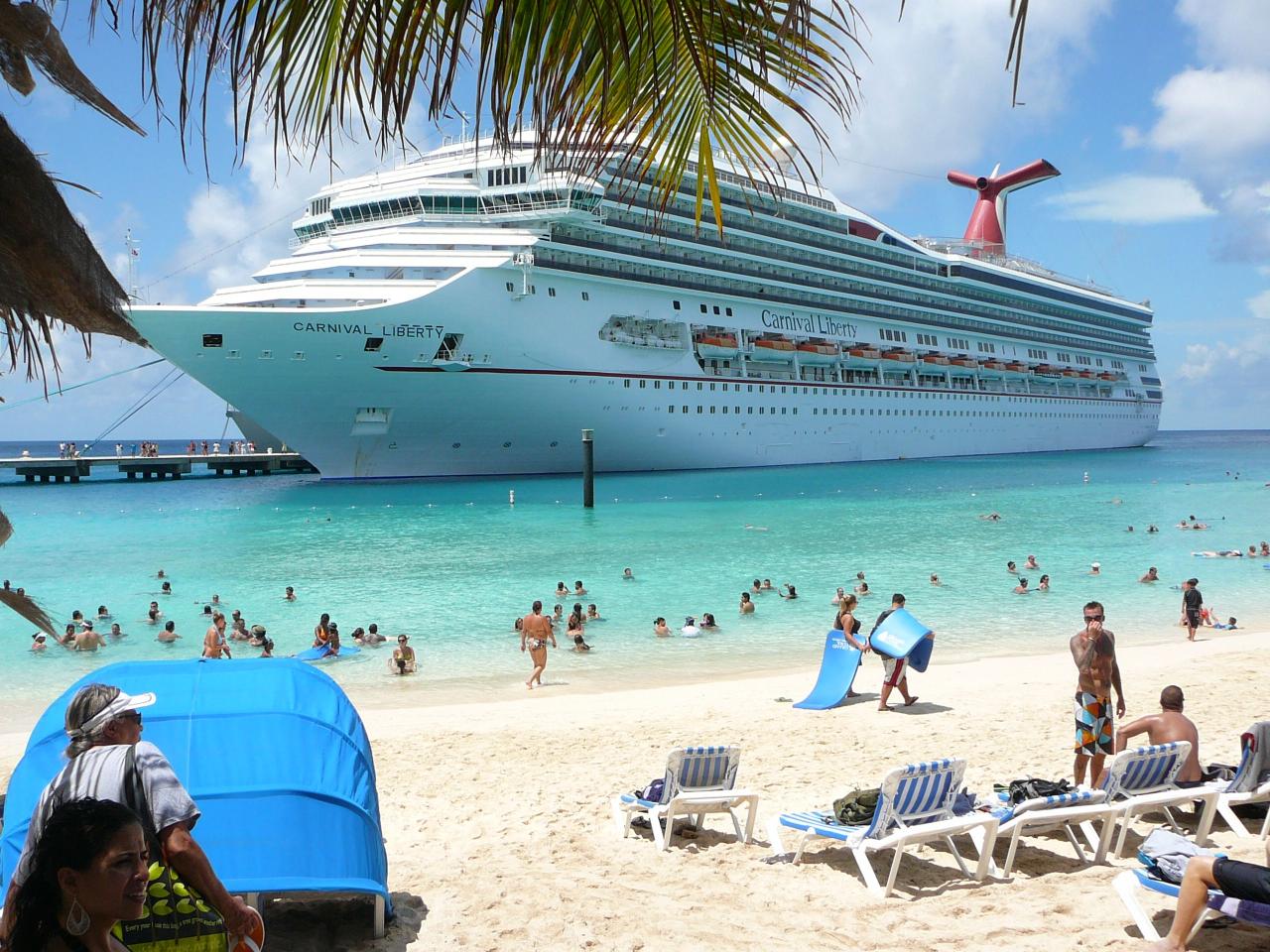 Carnival liberty cruise ends in st thomas