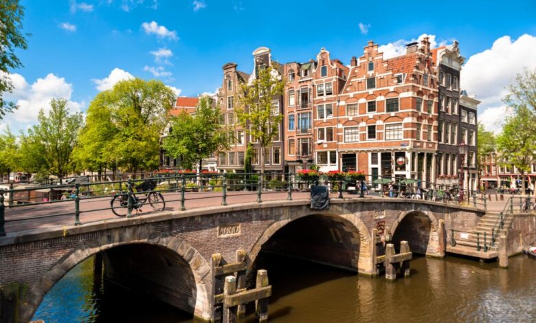 Amsterdam canal district gets unesco recognition