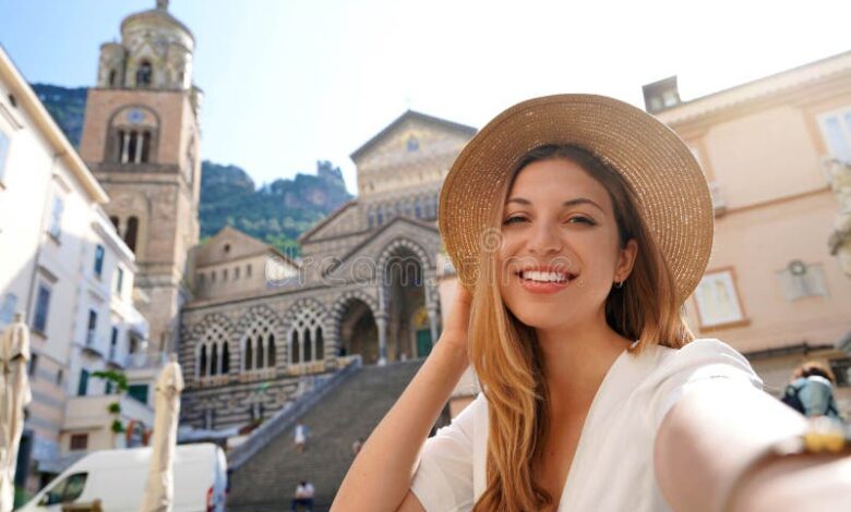 Another summer of selfie tourism in italy