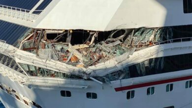 Carnival ships collide in cozumel