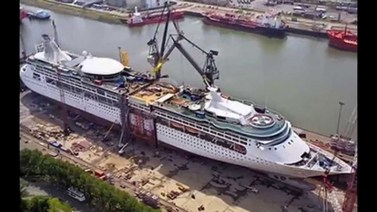 Barge hits enchantment of the seas no injuries reported