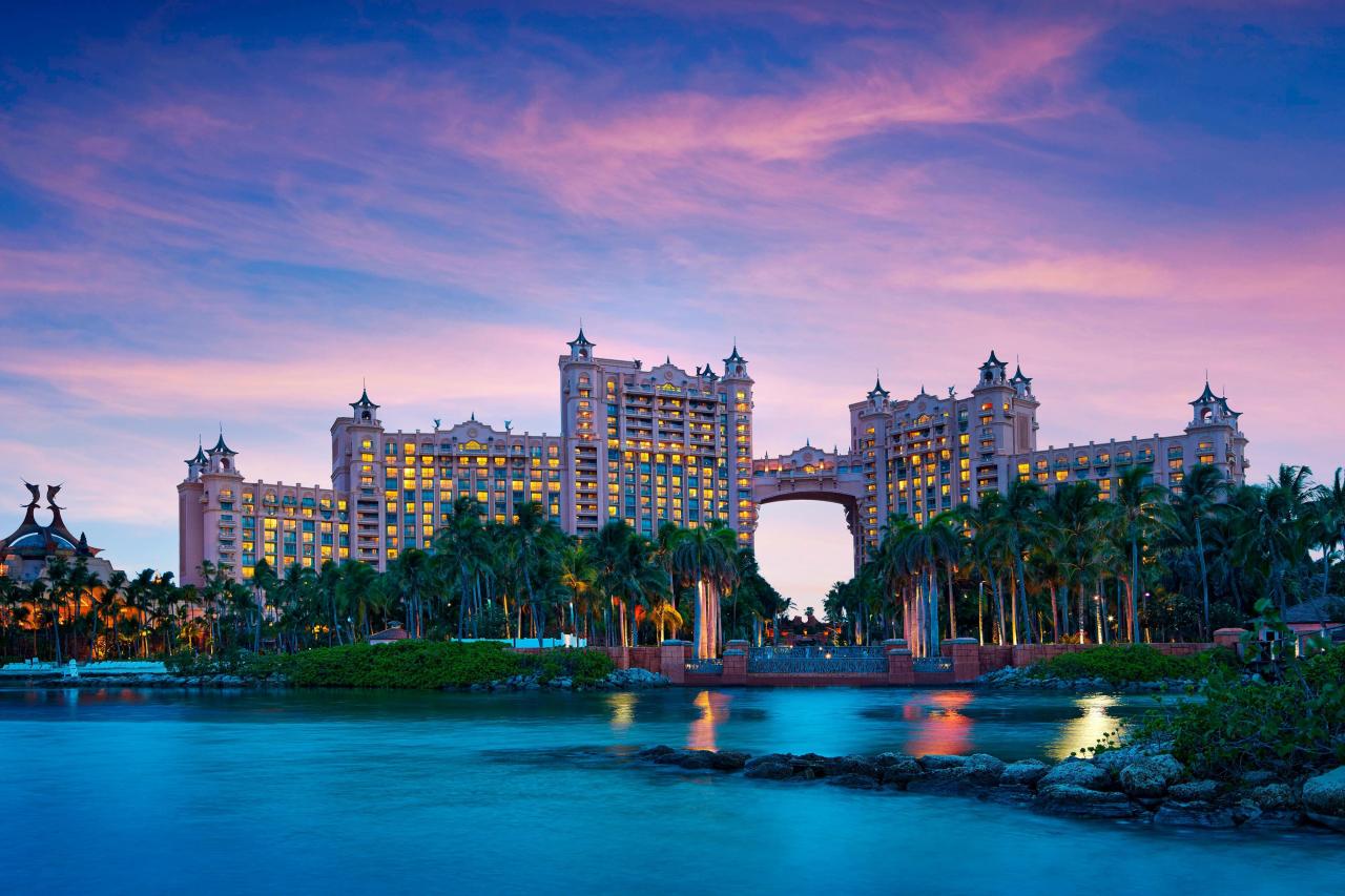 Atlantis paradise island extended closure