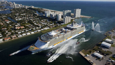 Port everglades seas allure lauderdale ft arrives entrance morning grand into made her first