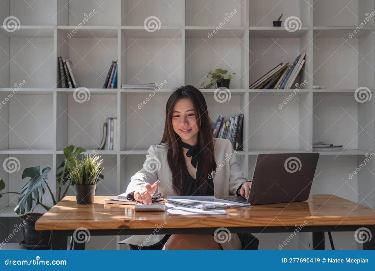 An accountant in pyongyang