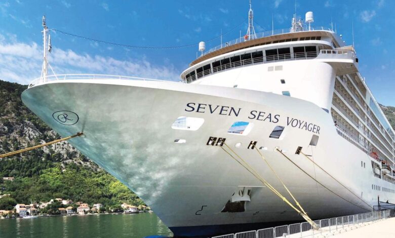 Carlson agrees to sell regent seven seas cruises