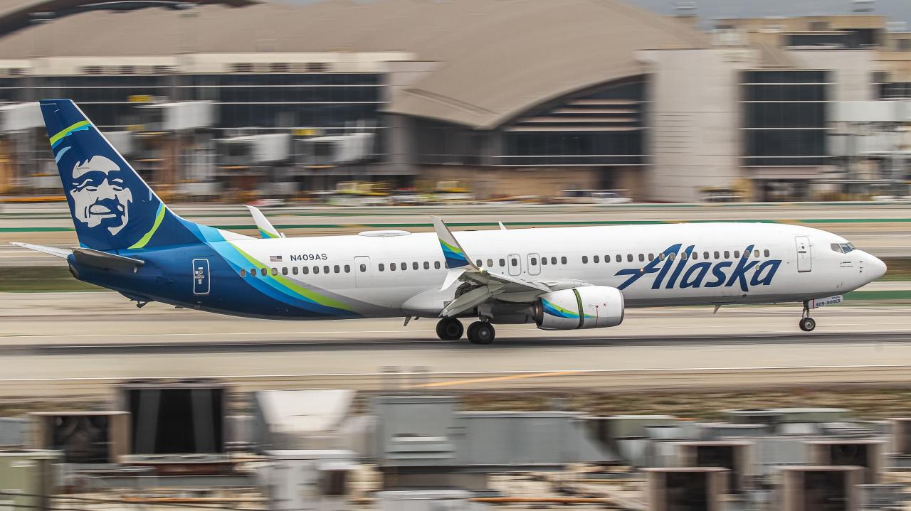 Alaska airlines to increase big island kauai service