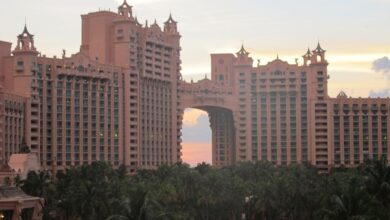 Bahamas hotel guests get tax cut