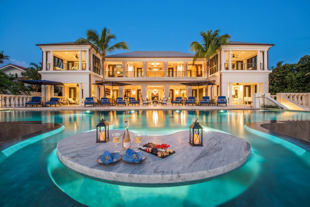 Caribbean villa combines homey high end