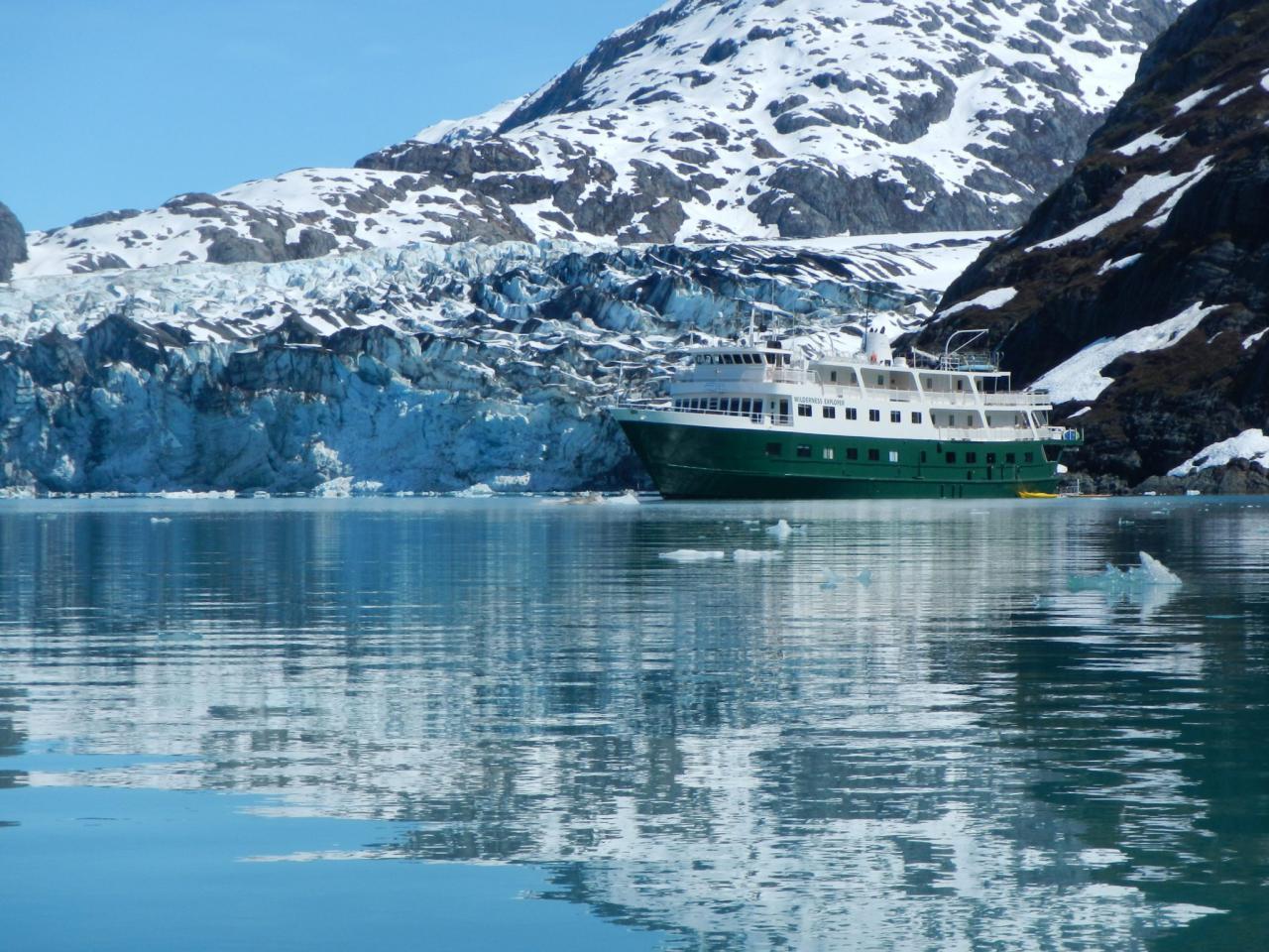 American cruise lines to sail alaska s glacier bay