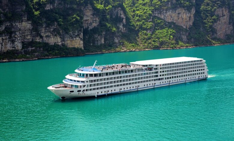 Avalon inks yangtze charter deal with century cruises