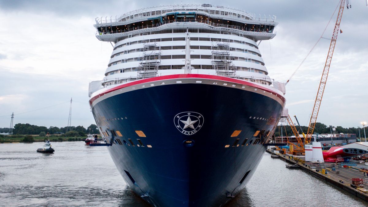 Carnival extends carnival journeys program