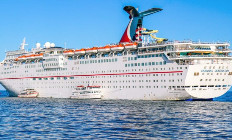 Carnival makes splash at electronics show with ocean medallion