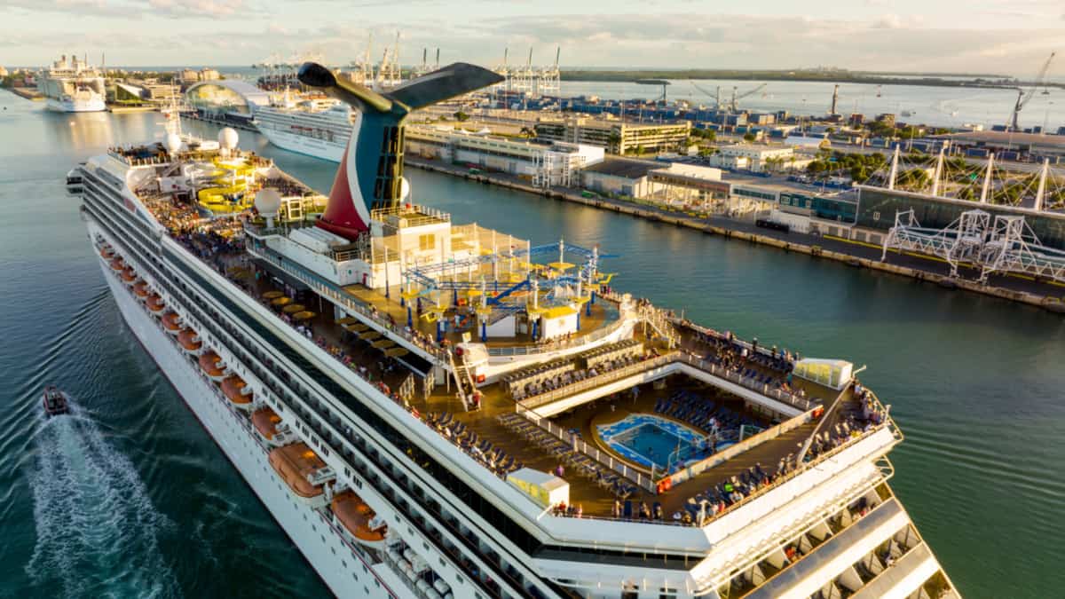 Carnival s freedom to homeport in miami for caribbean sailings