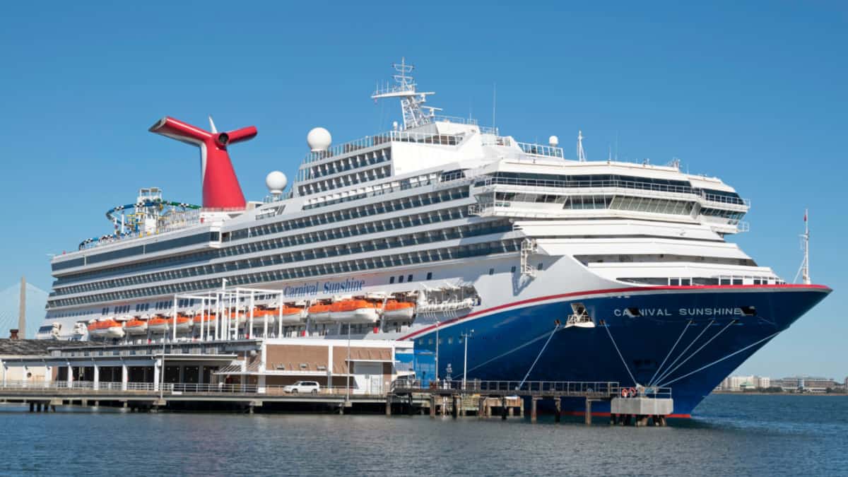 Carnival sunshine begins new orleans cruises